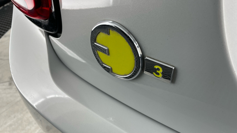 MINI Hatchback 135kW Cooper S Level 3 33kWh 3dr Auto Electric Hatchback